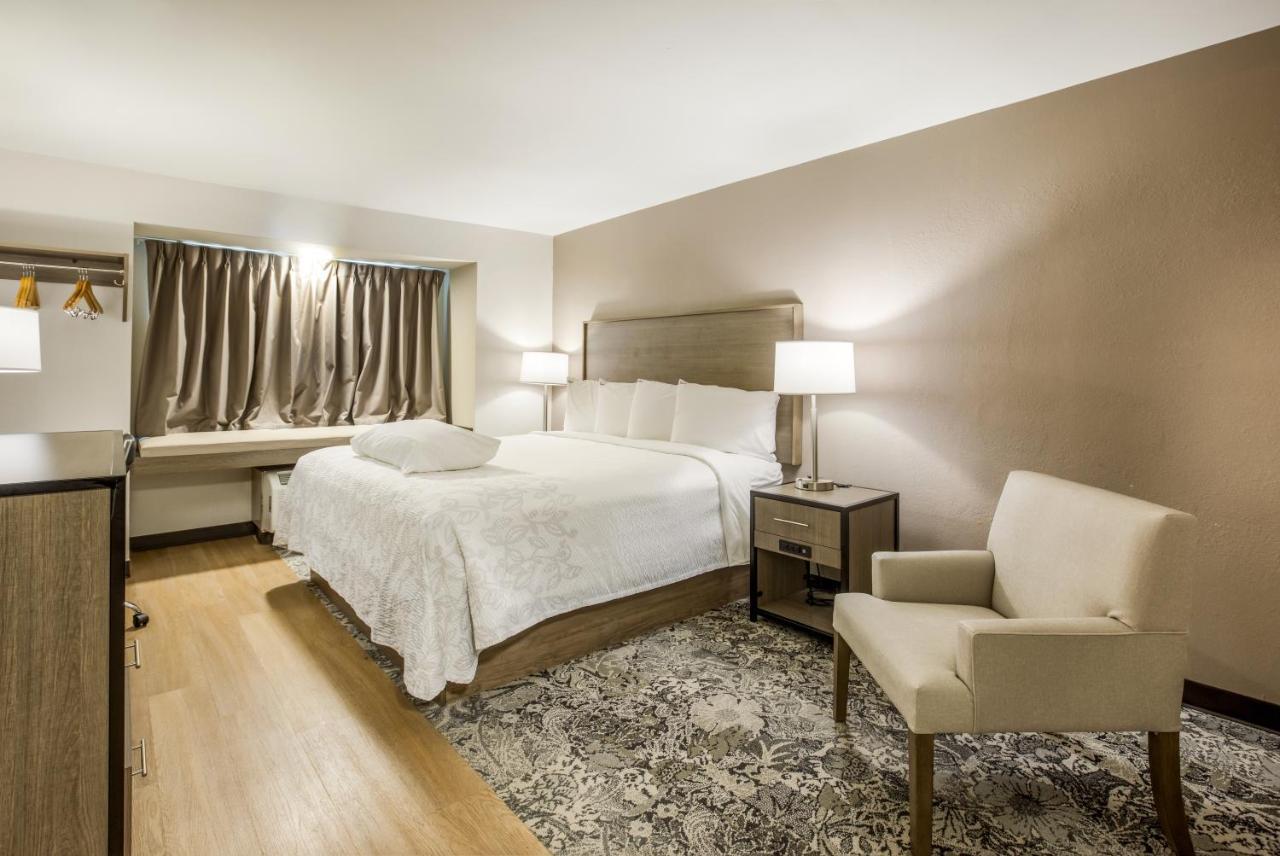 Red Roof Inn Plus+ & Suites Savannah - I-95 Georgetown Eksteriør billede