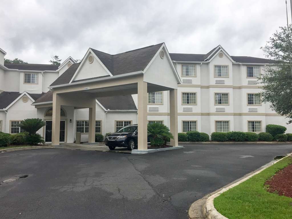Red Roof Inn Plus+ & Suites Savannah - I-95 Georgetown Eksteriør billede